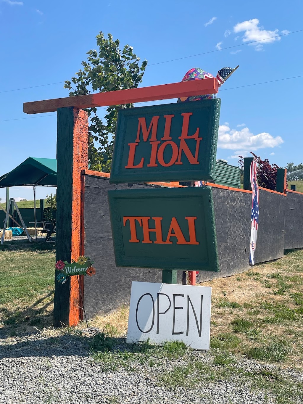 Million Thai | 5495 Hughes Rd, Medford, OR 97504, USA | Phone: (541) 778-2338