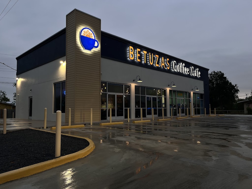 Betuzas Coffee Cafe | 423 W Edinburg Ave, Elsa, TX 78543, USA | Phone: (956) 255-4218