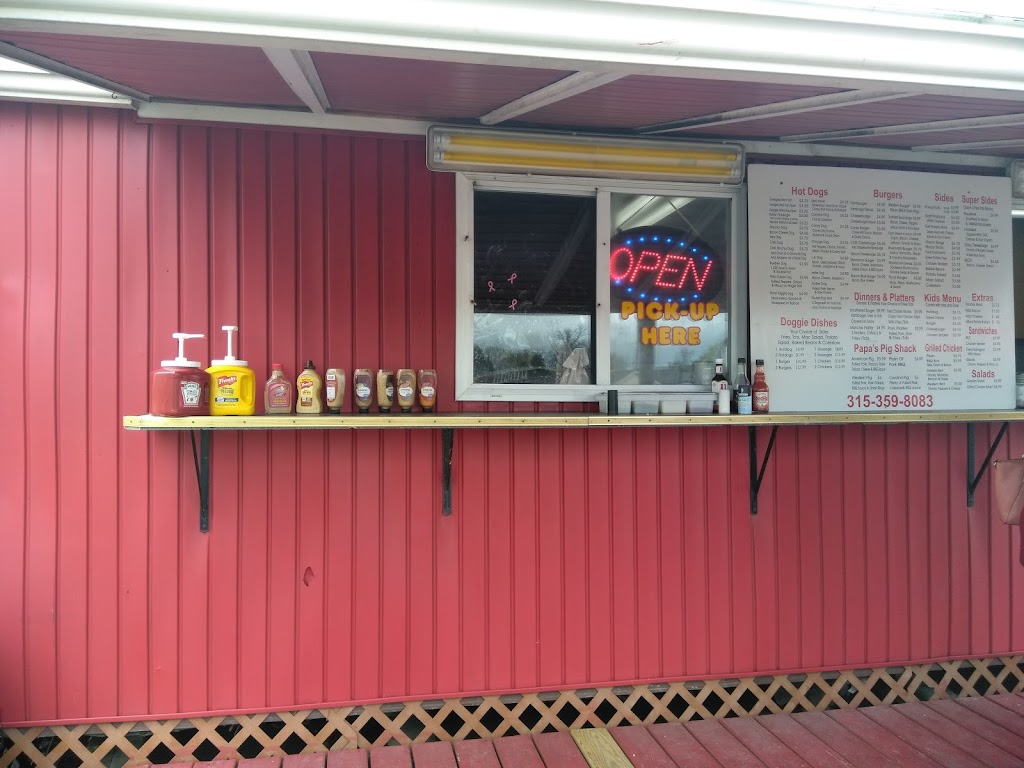 Smittys Hots & Drive In | 18 NY-31, Lyons, NY 14489, USA | Phone: (315) 359-3504