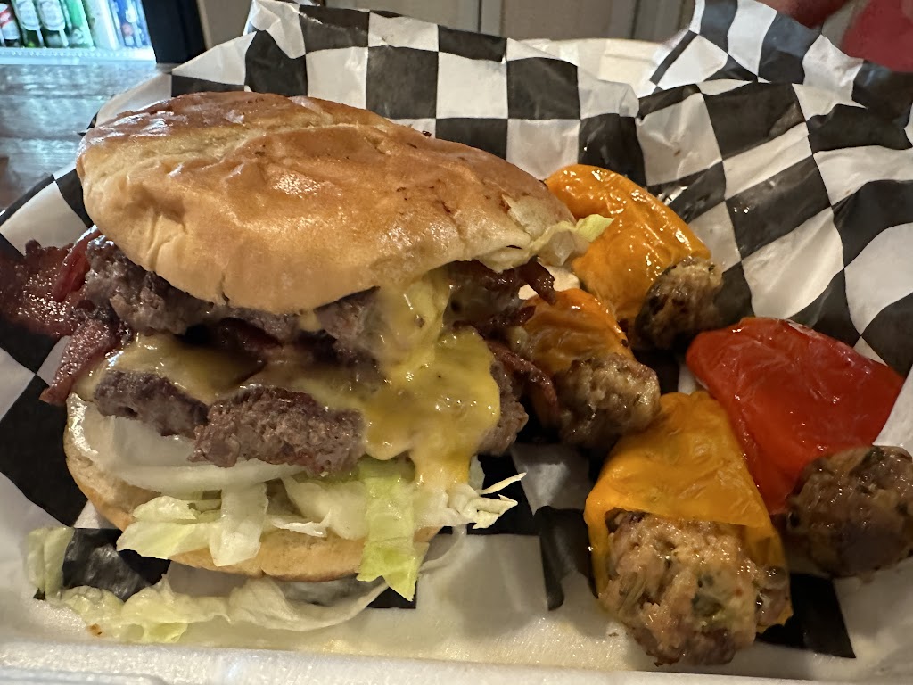 B4 Basement Burgers Bourbons & Brews | 1801 Pennsylvania Ave, Weirton, WV 26062, USA | Phone: (304) 224-1297