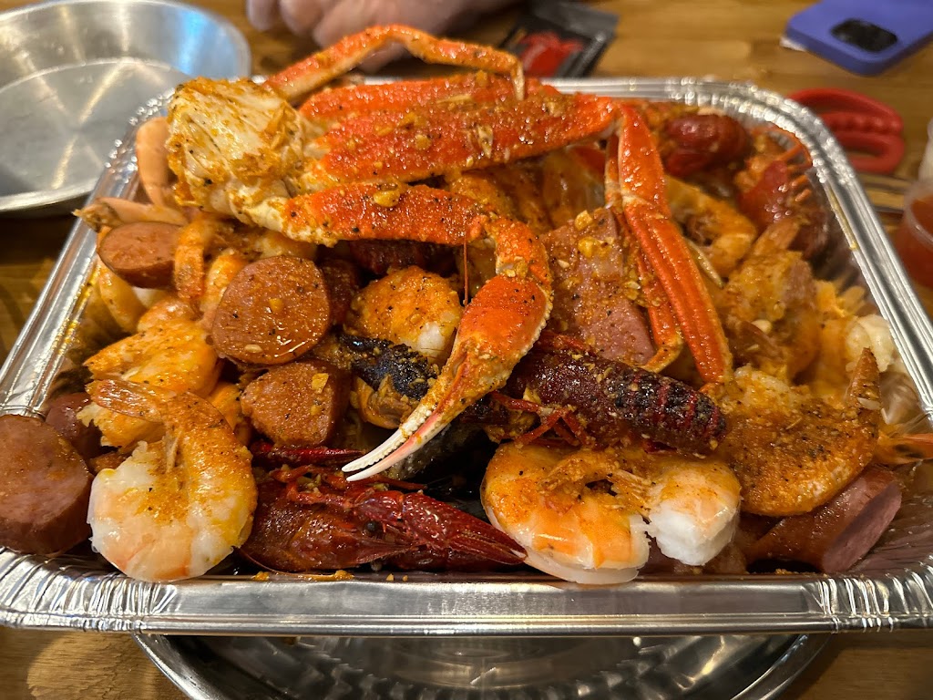 The Juicy Seafood | 819 Walnut Square Blvd, Dalton, GA 30721, USA | Phone: (706) 381-8878