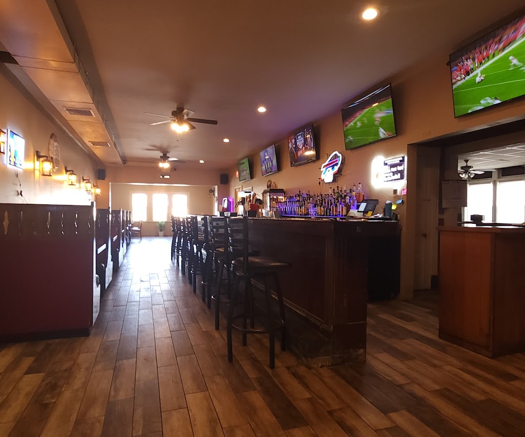 Rusty Rail Bar & Grill | 49 S Pearl St, Oakfield, NY 14125, USA | Phone: (585) 948-6060