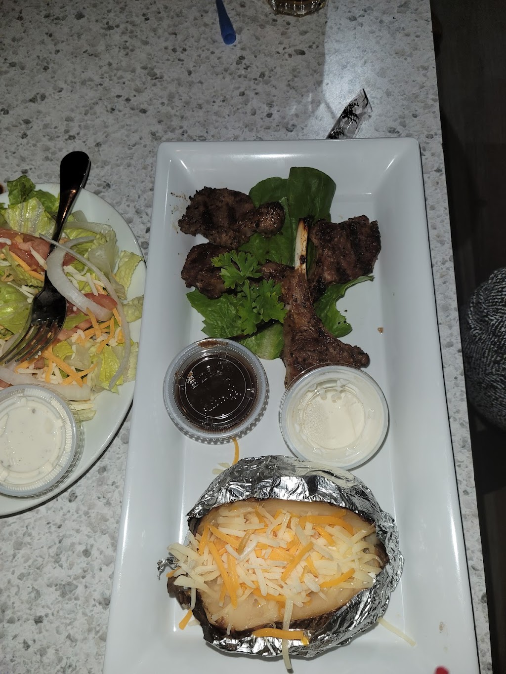 Mr.B’s Lounge | 8617 W Brown Deer Rd, Milwaukee, WI 53224, USA | Phone: (262) 283-8010