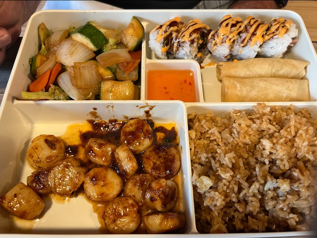 NIKU Japanese Kitchen | 213 W Madison St, Ottawa, IL 61350, USA | Phone: (815) 313-5586