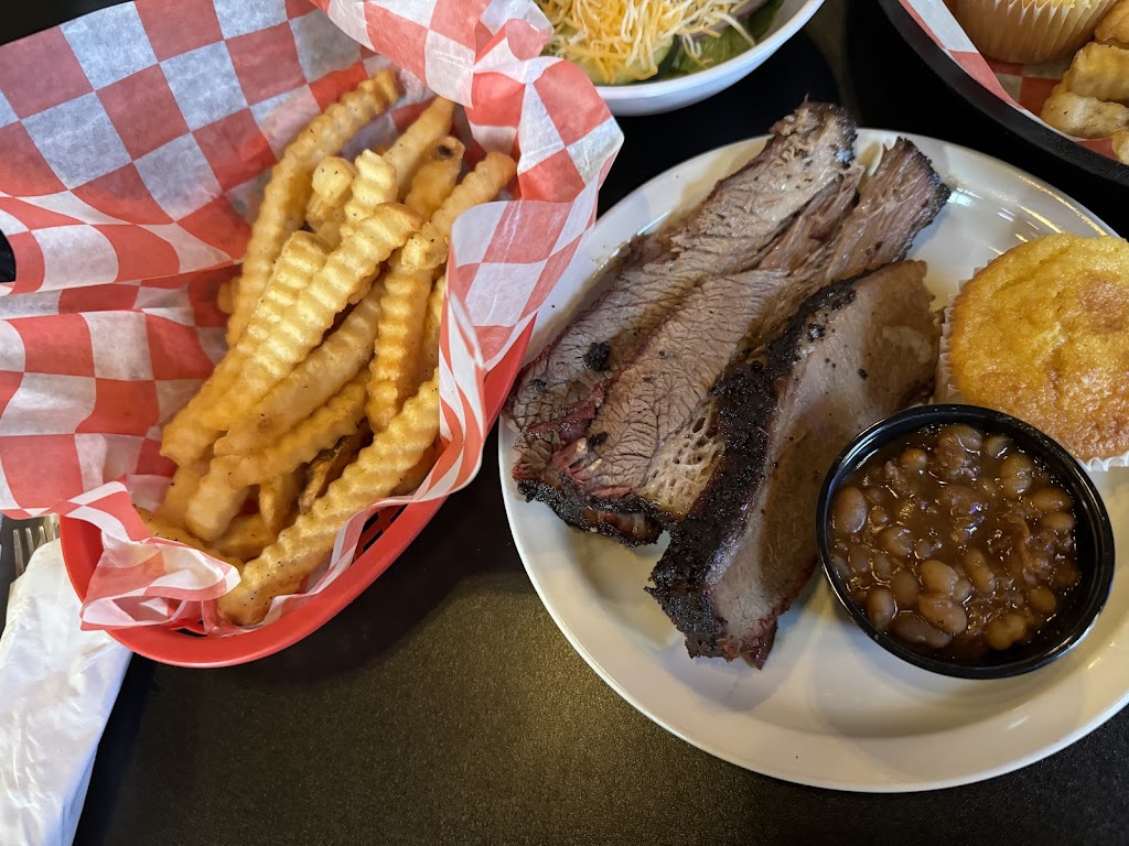 Stringtown BBQ | 895 N Francis St, Washburn, IL 61570, USA | Phone: (309) 248-7022