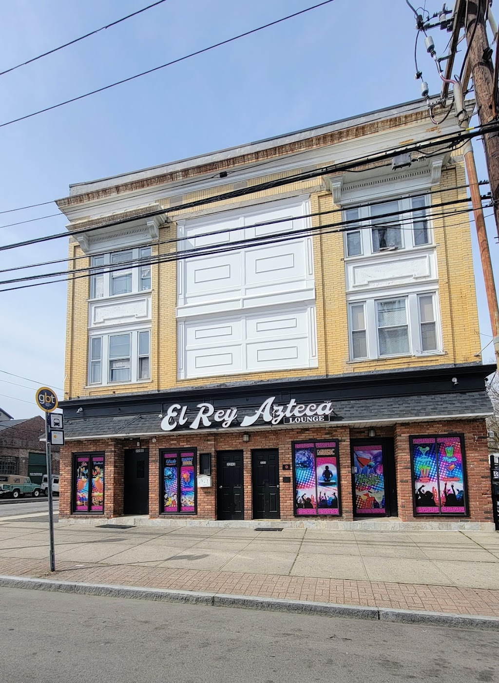 El Rey Azteca Lounge | 2288 Fairfield Ave, Bridgeport, CT 06605, USA | Phone: (203) 285-0869