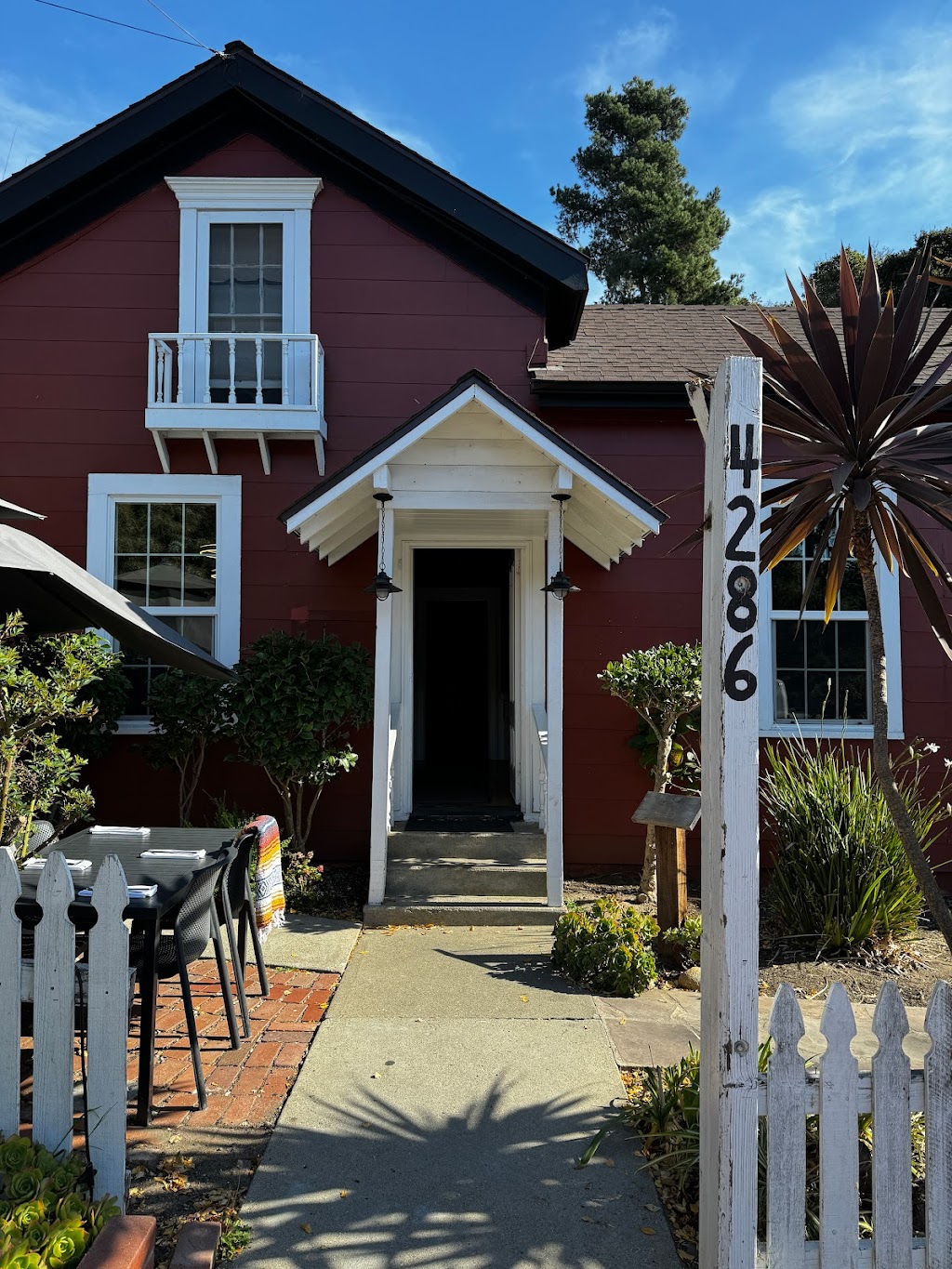 Brydge | 4286 Bridge St, Cambria, CA 93428, USA | Phone: (805) 203-5381