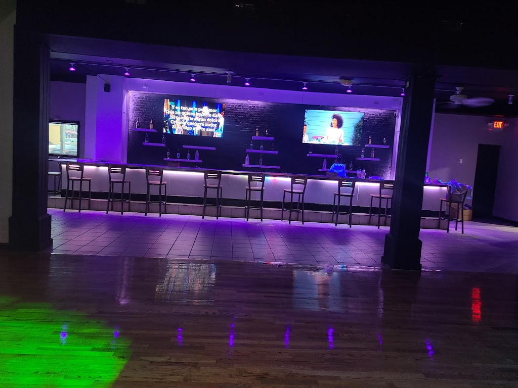 El Rey Azteca Lounge | 2288 Fairfield Ave, Bridgeport, CT 06605, USA | Phone: (203) 285-0869