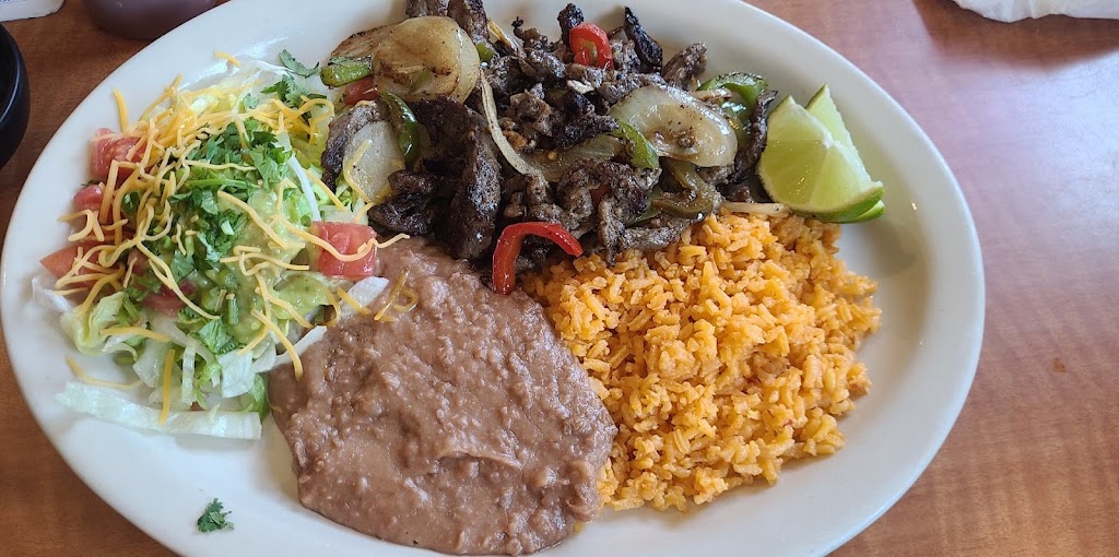 El Cazador Tex-Mex | 1752 W Court St, Seguin, TX 78155, USA | Phone: (830) 433-4473