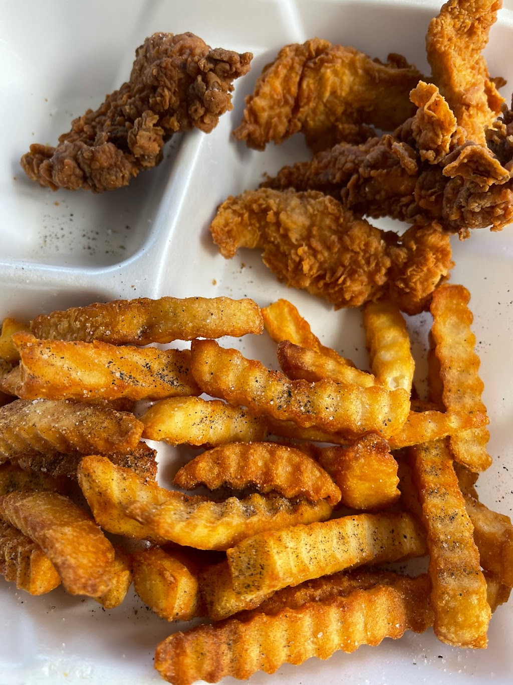 Guthries Chicken Fingers | 3685 Browns Bridge Rd, Cumming, GA 30028, USA | Phone: (678) 771-5378