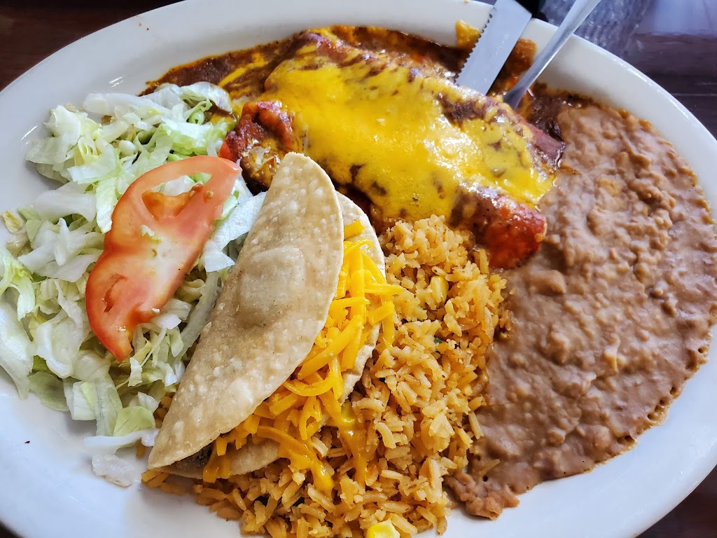 El Rincon | 703 US-90, Castroville, TX 78009, USA | Phone: (830) 538-5055