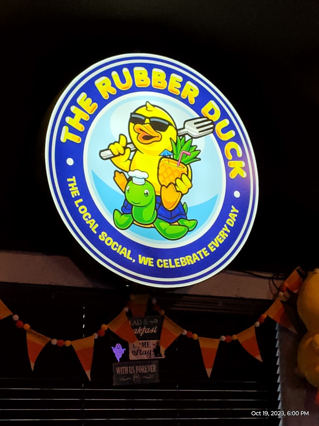 The Rubber Duck | 136 S River Rd, Clinton Twp, MI 48036, USA | Phone: (586) 477-0556