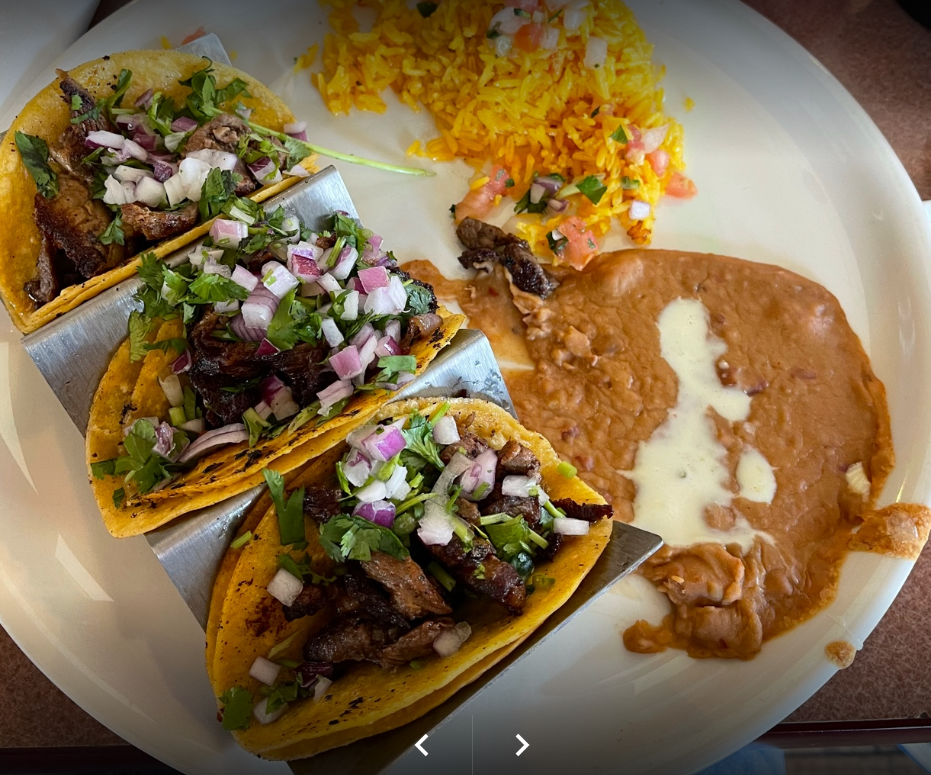 La Reina Mexican Grill #2 | 314 W Main St, Waverly, VA 23890, USA | Phone: (804) 676-0038